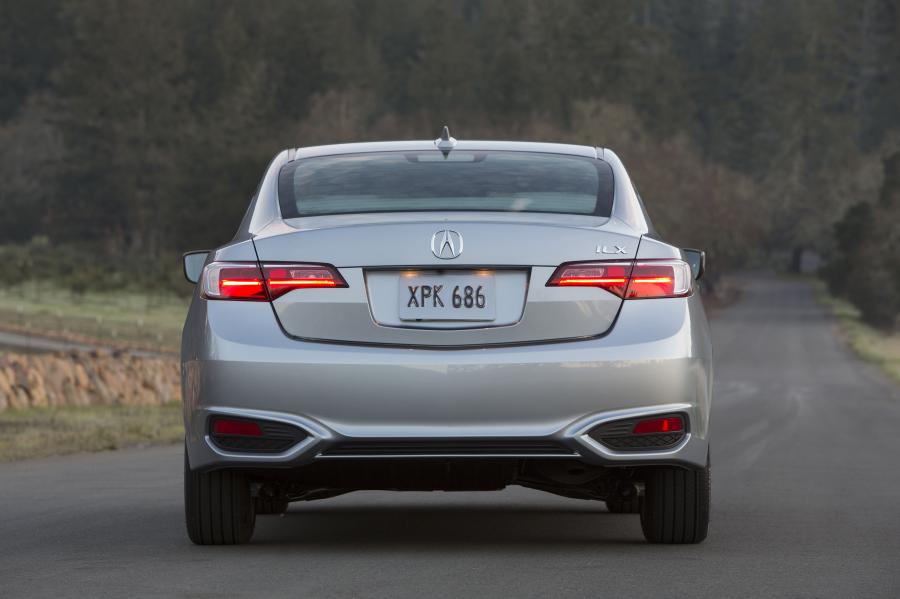  Acura ILX (DE) 2016 года  (фото 15 из 32)